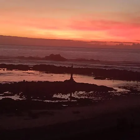 Hostel Cachinnans & *