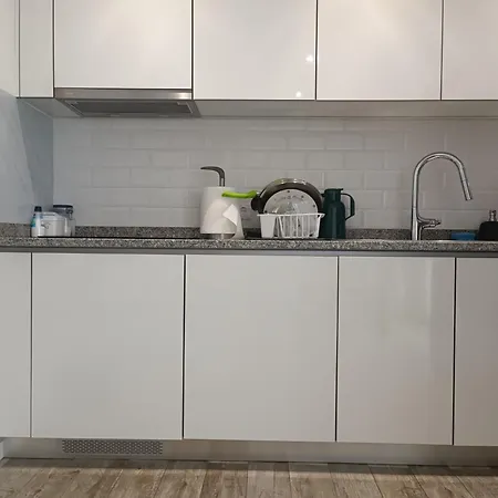 Vandrarhem Cachinnans & *